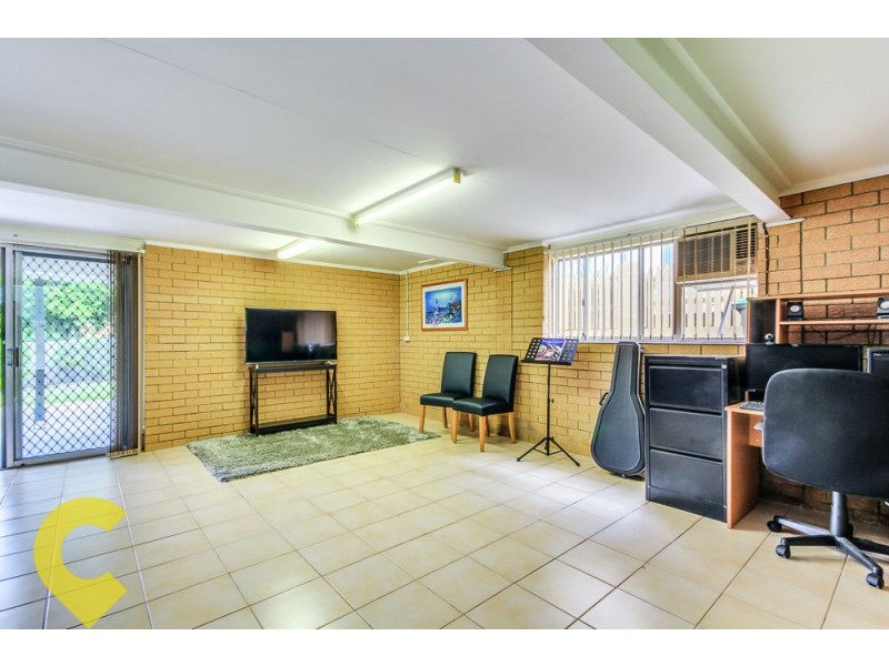 15 Amsterdam Street, Wishart QLD 4122