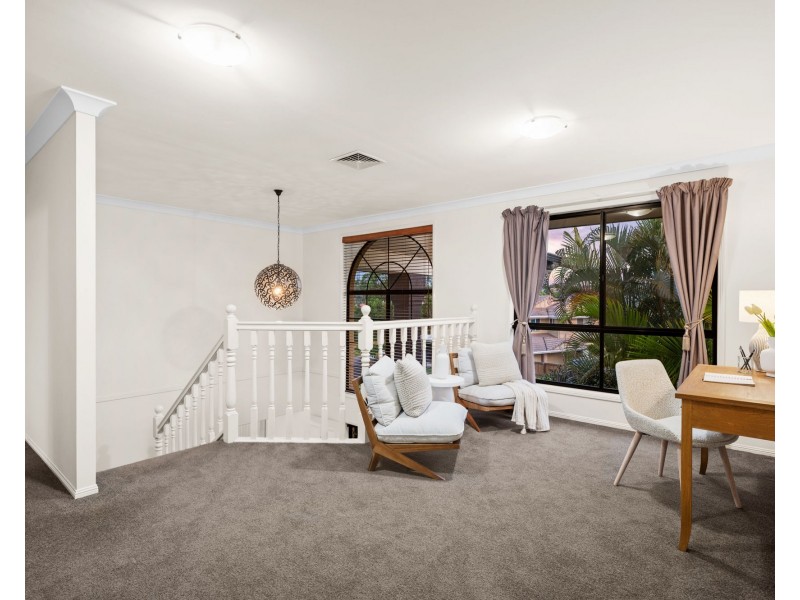 76 Kirra Place, Carindale QLD 4152