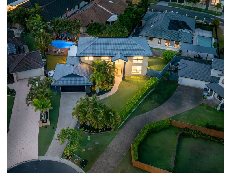 76 Kirra Place, Carindale QLD 4152