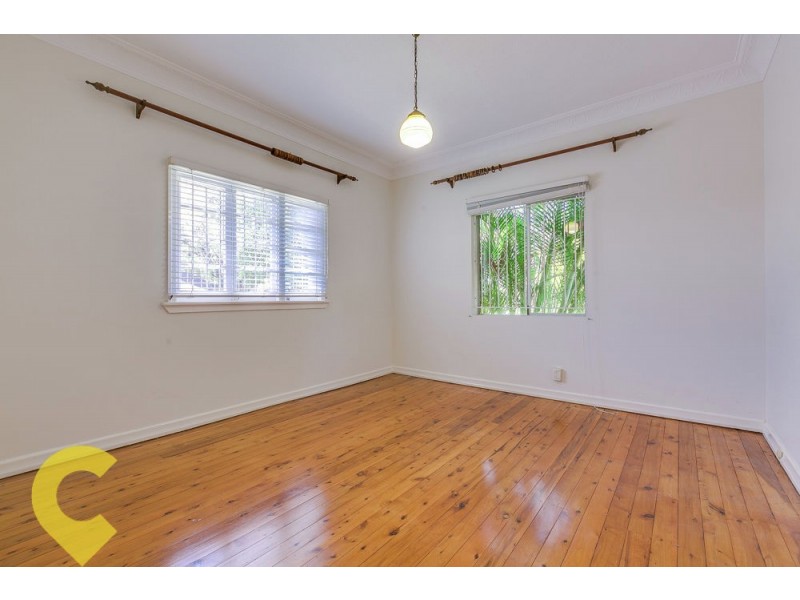 21 Noble Street, Camp Hill QLD 4152