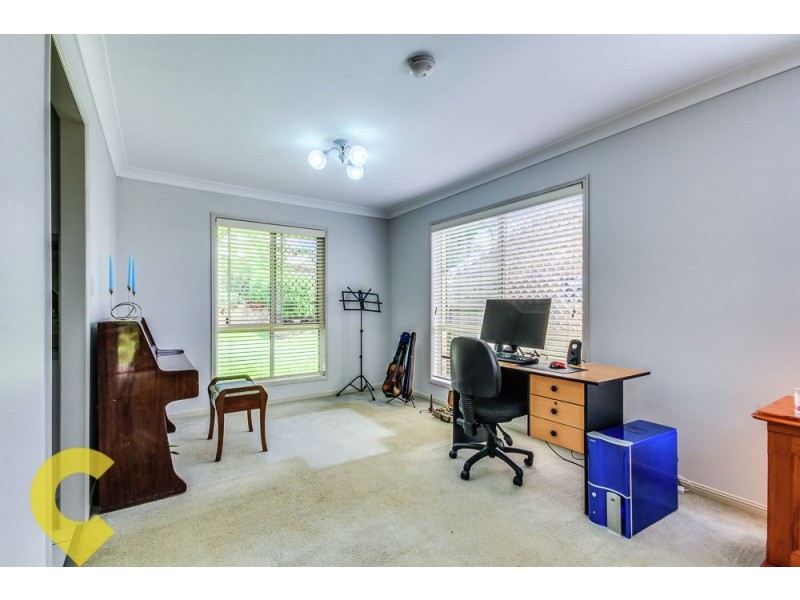 34 Mindona Street, Wishart QLD 4122