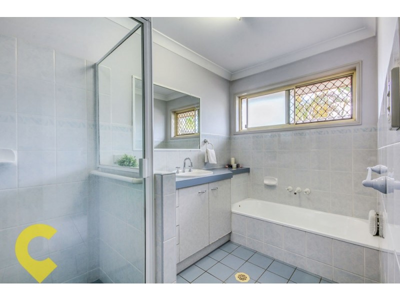 34 Mindona Street, Wishart QLD 4122