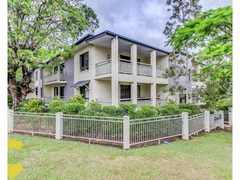 1/65 Park Road, Yeronga QLD 4104