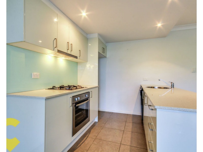 1/65 Park Road, Yeronga QLD 4104