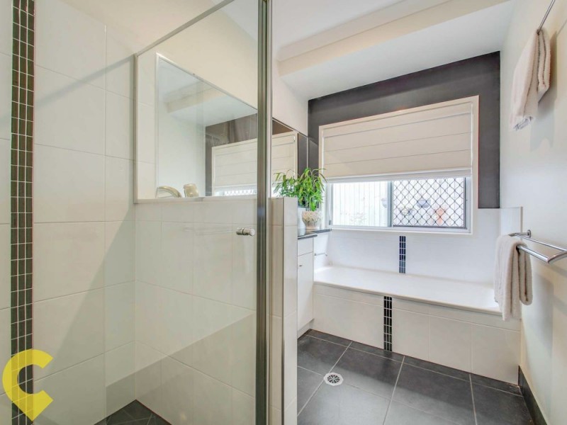 3a Benson Street, Scarborough QLD 4020