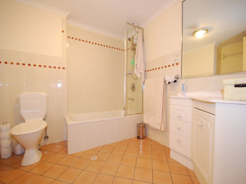 10/190 Wellington Road, East Brisbane QLD 4169