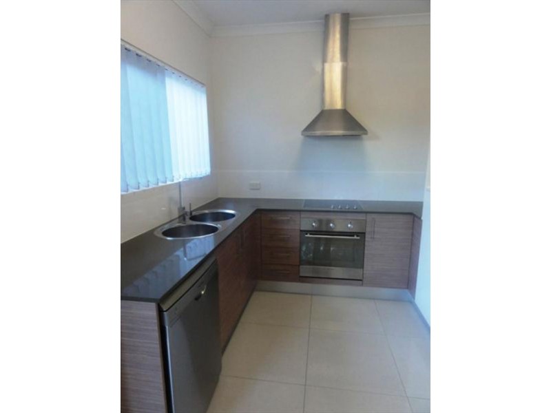 1/50 Booligal Street, Carina QLD 4152