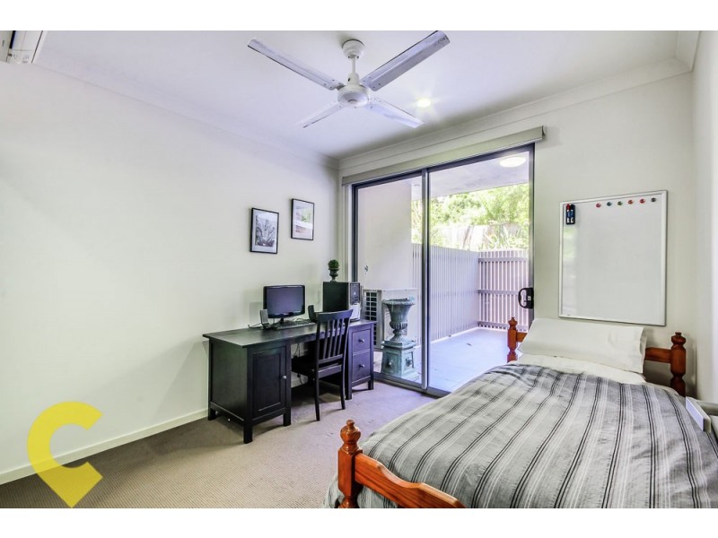 2/57 Gordon Street, Greenslopes QLD 4120
