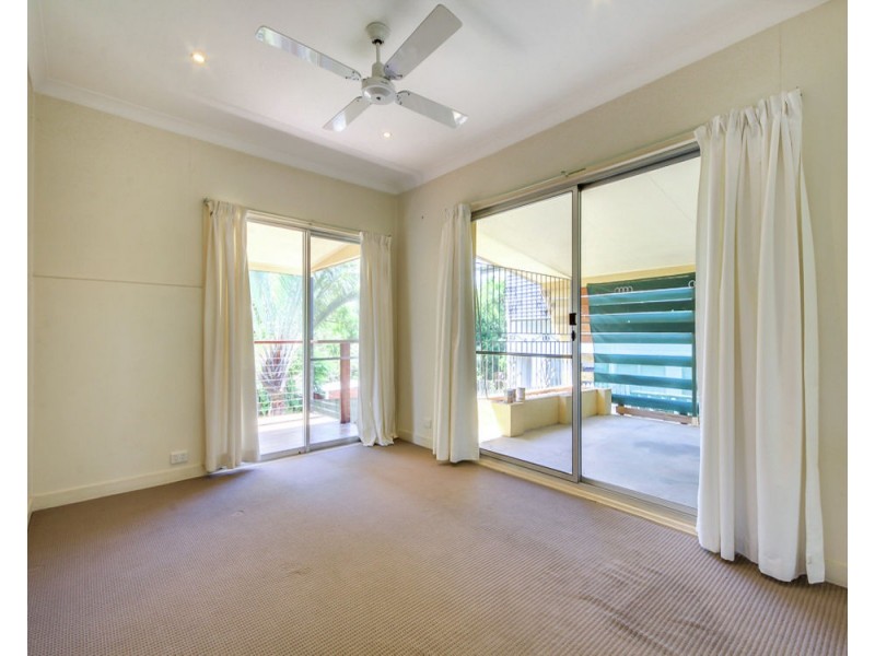 33 Norcombe Street, Carina QLD 4152
