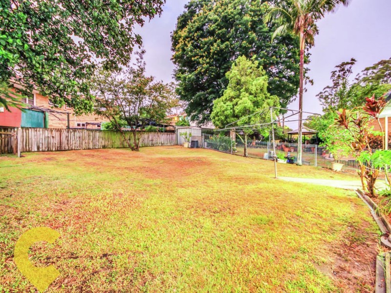 330 Newnham Road, Upper Mount Gravatt QLD 4122