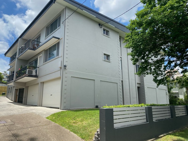 2/42 Rialto Street, Coorparoo QLD 4151