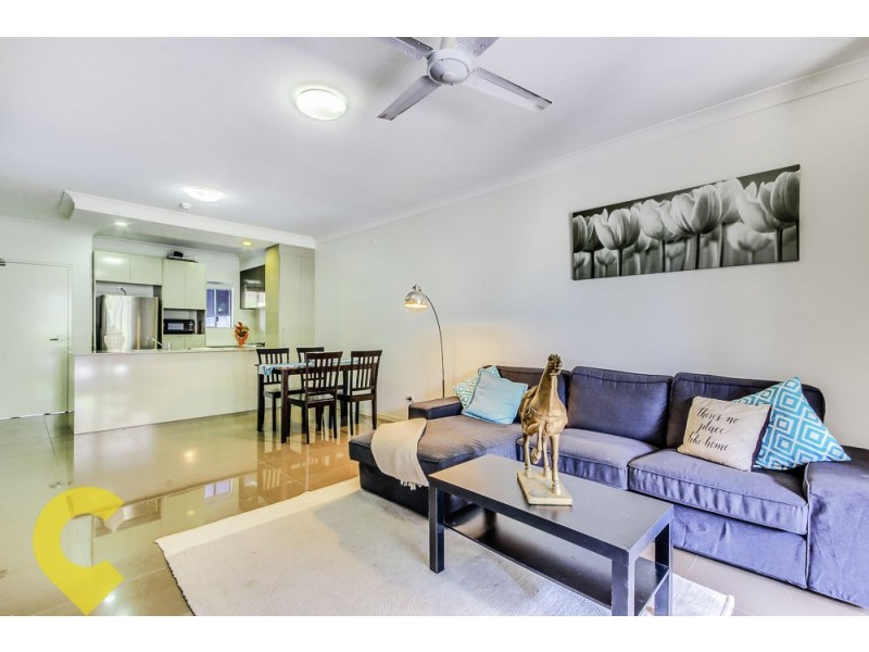 2/59 Gordon Street, Greenslopes QLD 4120