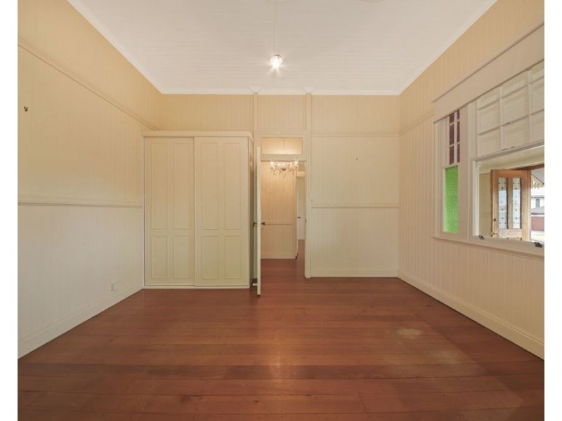 109 Chatsworth Road, Coorparoo QLD 4151