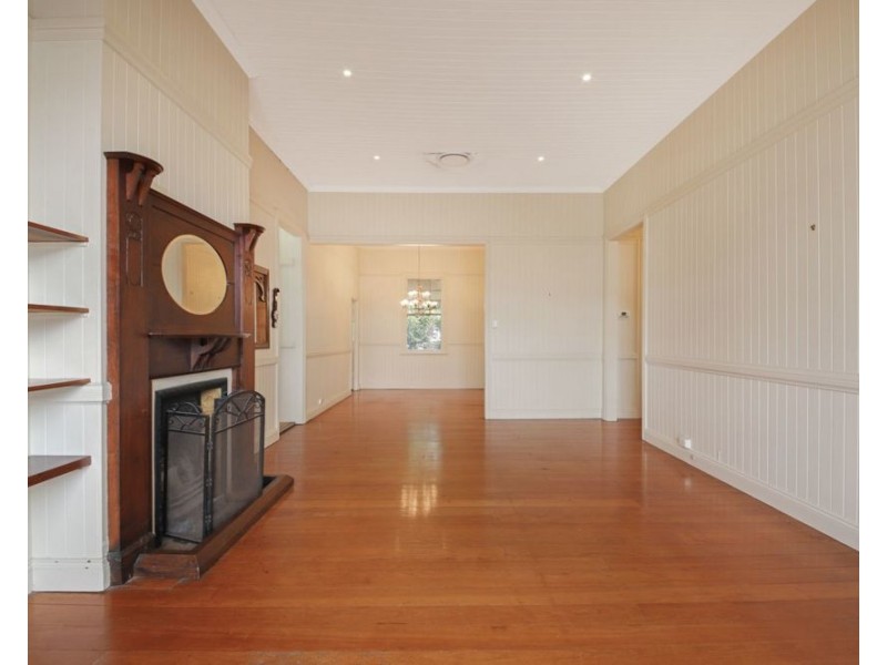 109 Chatsworth Road, Coorparoo QLD 4151