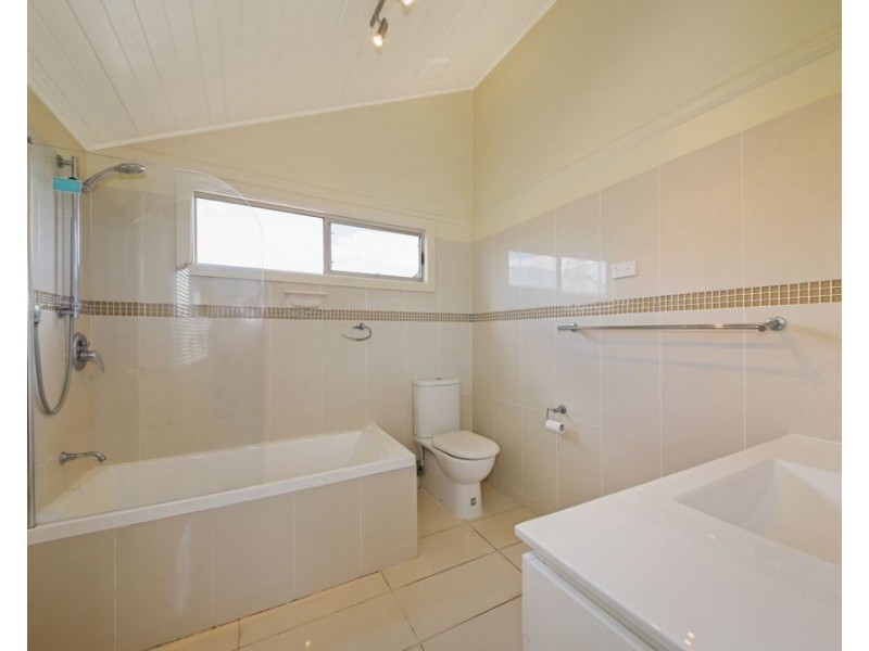 109 Chatsworth Road, Coorparoo QLD 4151