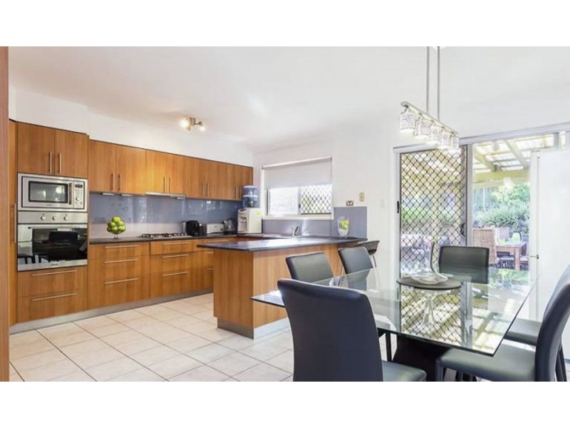 27 Picasso Street, Carina QLD 4152