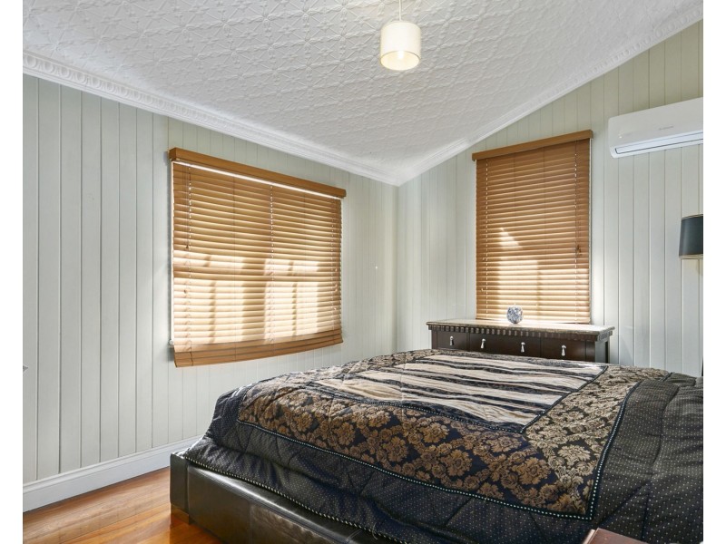 12 Latrobe Street, East Brisbane QLD 4169