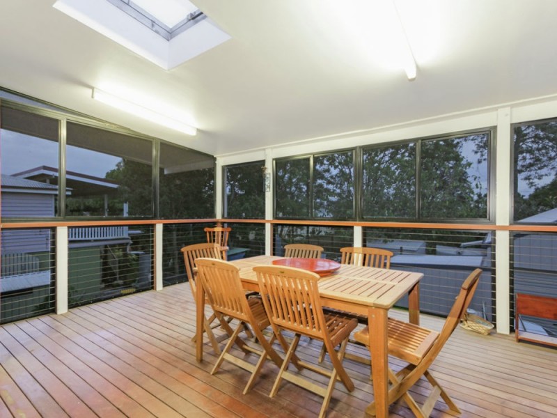 86 Temple Street, Coorparoo QLD 4151