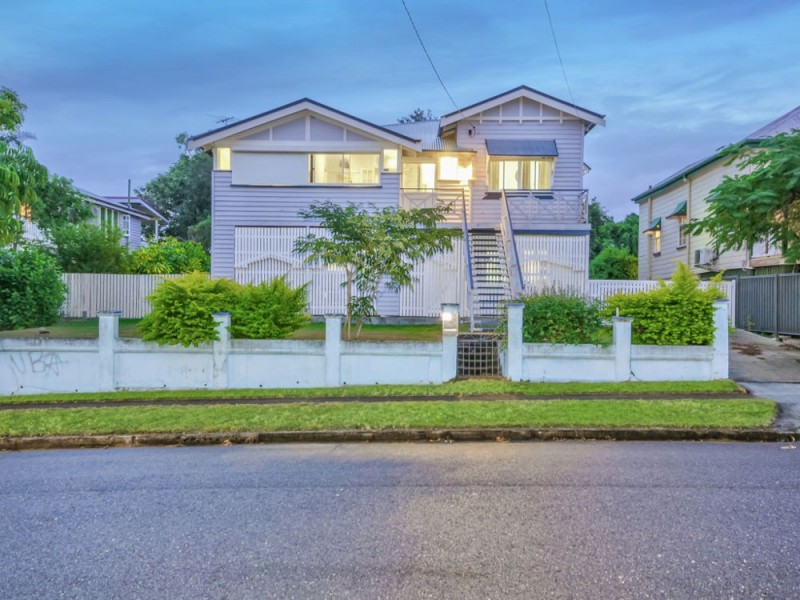 86 Temple Street, Coorparoo QLD 4151
