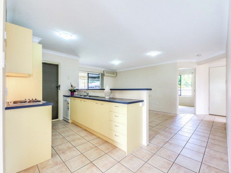 31 Macadamia Street, Wynnum West QLD 4178