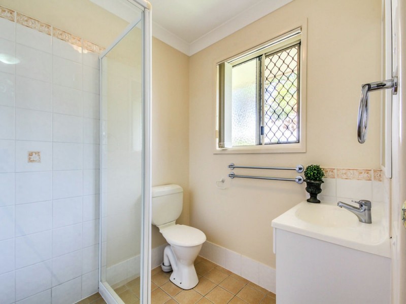 31 Macadamia Street, Wynnum West QLD 4178
