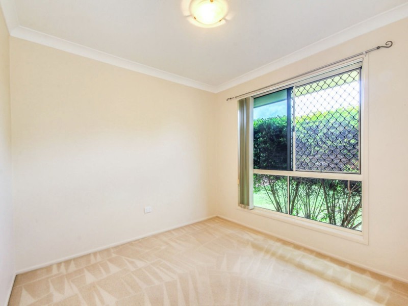 31 Macadamia Street, Wynnum West QLD 4178