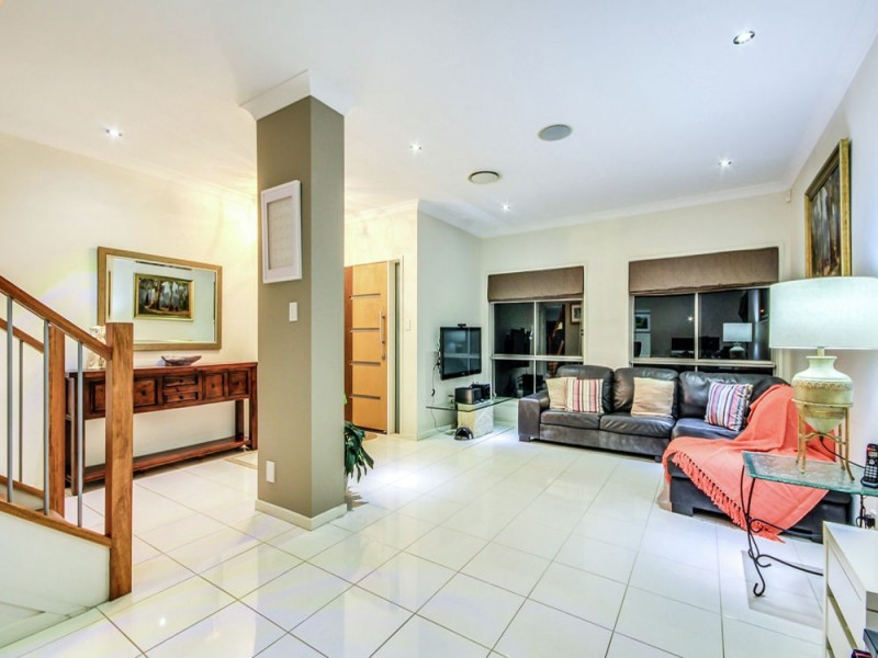 335 Wishart Road, Wishart QLD 4122