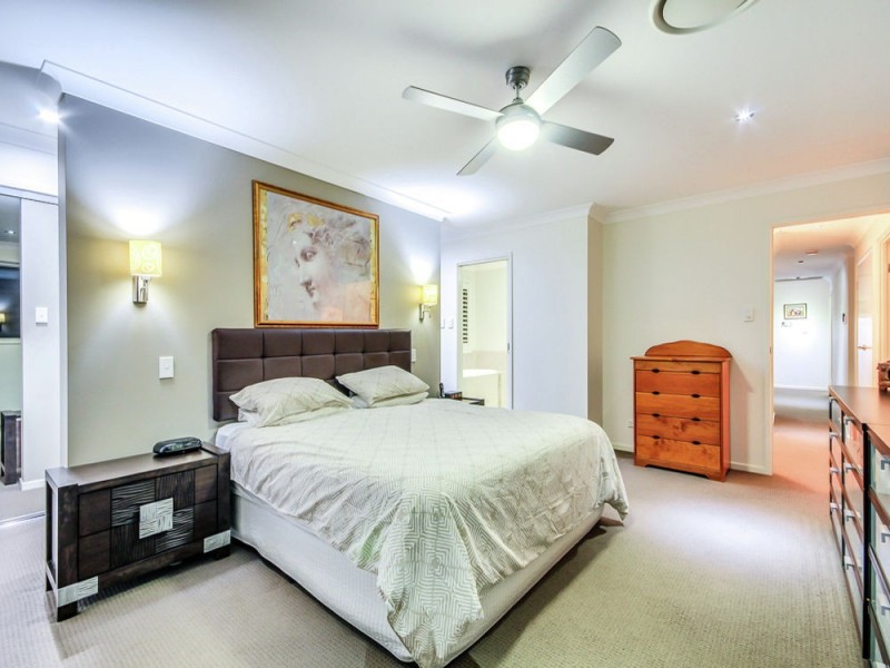 335 Wishart Road, Wishart QLD 4122