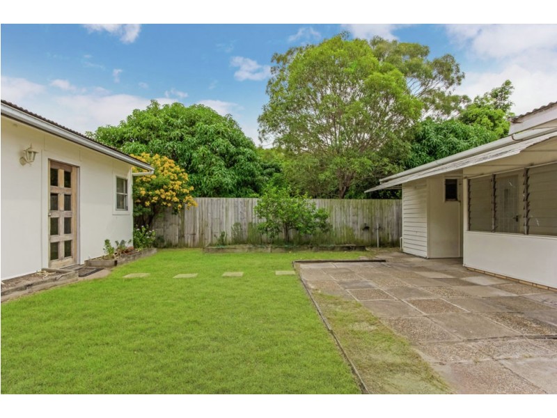 9 Lane Street, Clontarf QLD 4019