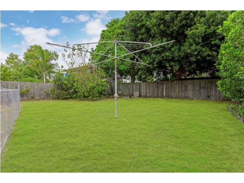 9 Lane Street, Clontarf QLD 4019