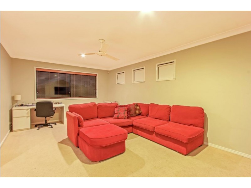 12 Chevron Close, Forest Lake QLD 4078