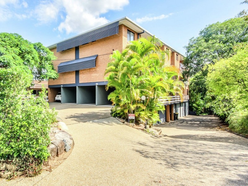 2/134 Station Road, Indooroopilly QLD 4068