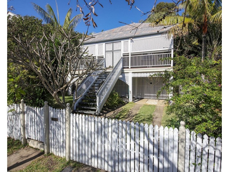 13 Leonard Street, Woolloongabba QLD 4102