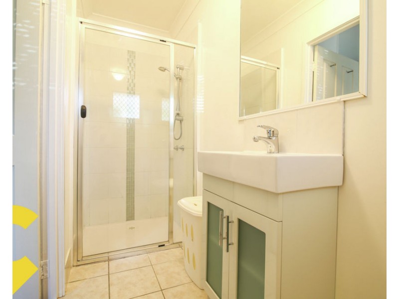 4/18 Walter Avenue, East Brisbane QLD 4169