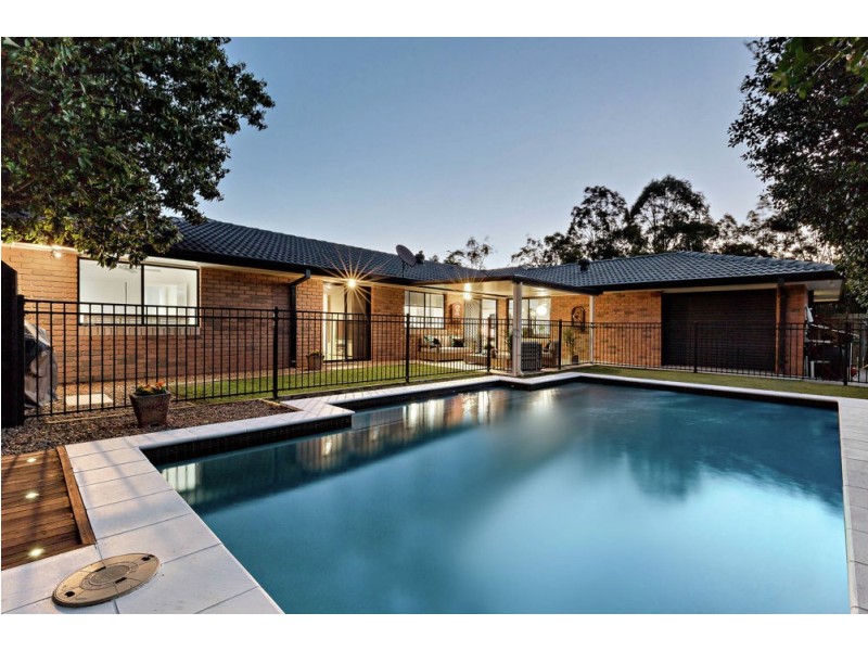 3 Lilly Lane, Birkdale QLD 4159