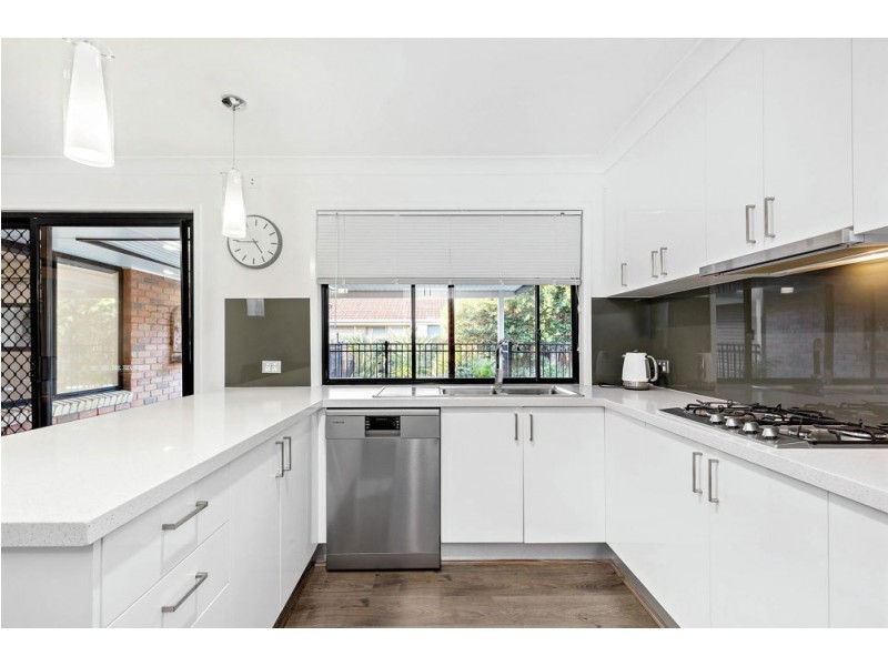 3 Lilly Lane, Birkdale QLD 4159