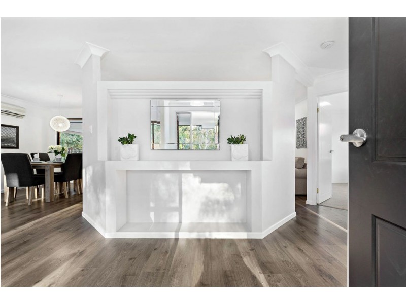 3 Lilly Lane, Birkdale QLD 4159