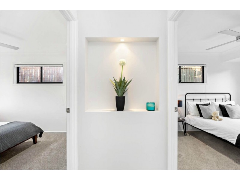 3 Lilly Lane, Birkdale QLD 4159