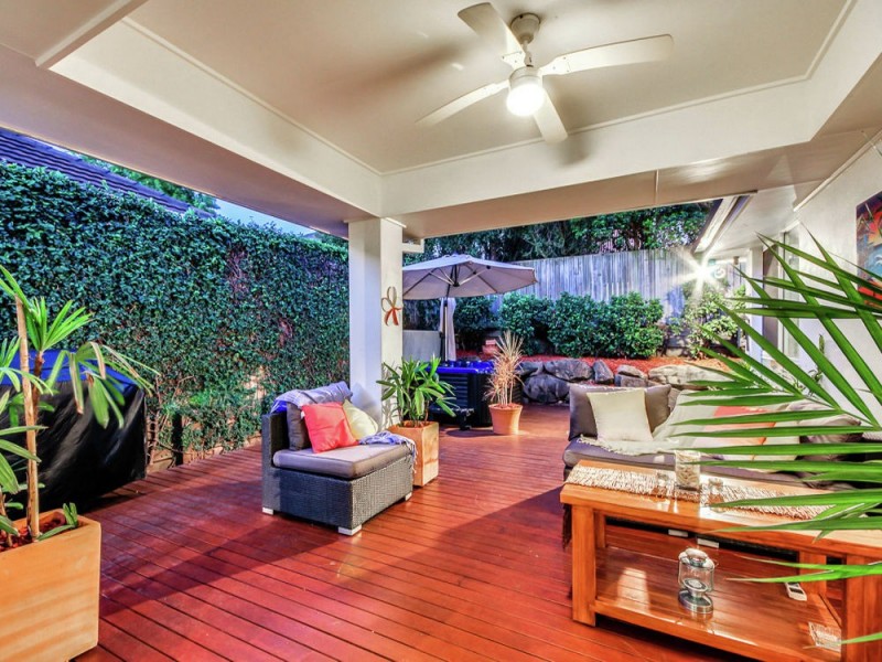 8 Woodland Crescent, Murarrie QLD 4172