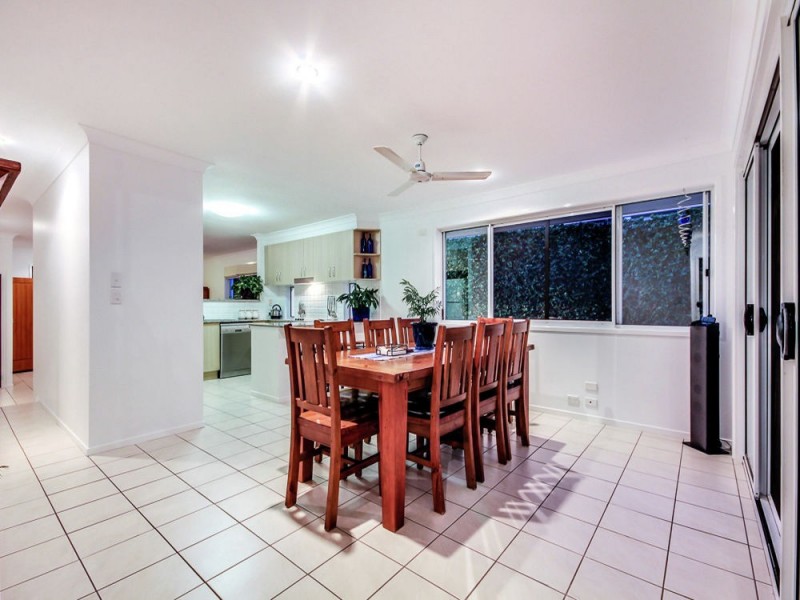 8 Woodland Crescent, Murarrie QLD 4172