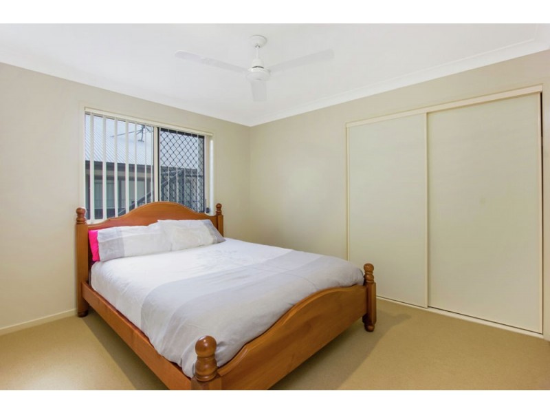 8 Violet Avenue, Springfield Lakes QLD 4300