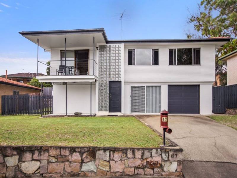 67 Greenmeadow Road, Mansfield QLD 4122