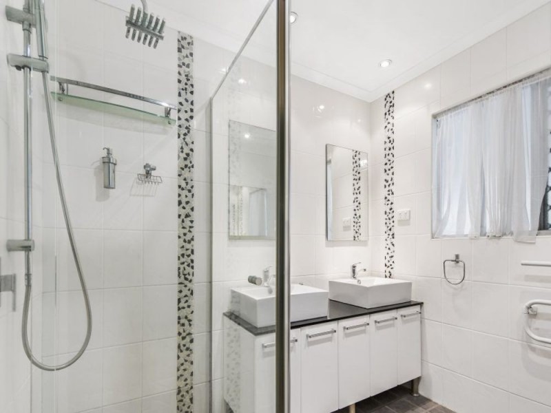 67 Greenmeadow Road, Mansfield QLD 4122