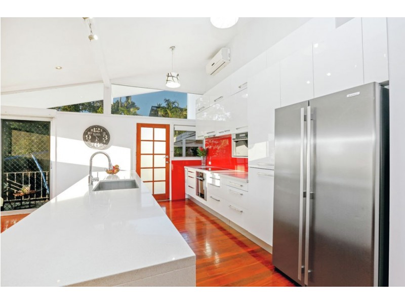 166 Bapaume Road, Holland Park West QLD 4121