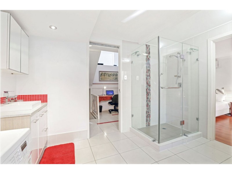 166 Bapaume Road, Holland Park West QLD 4121