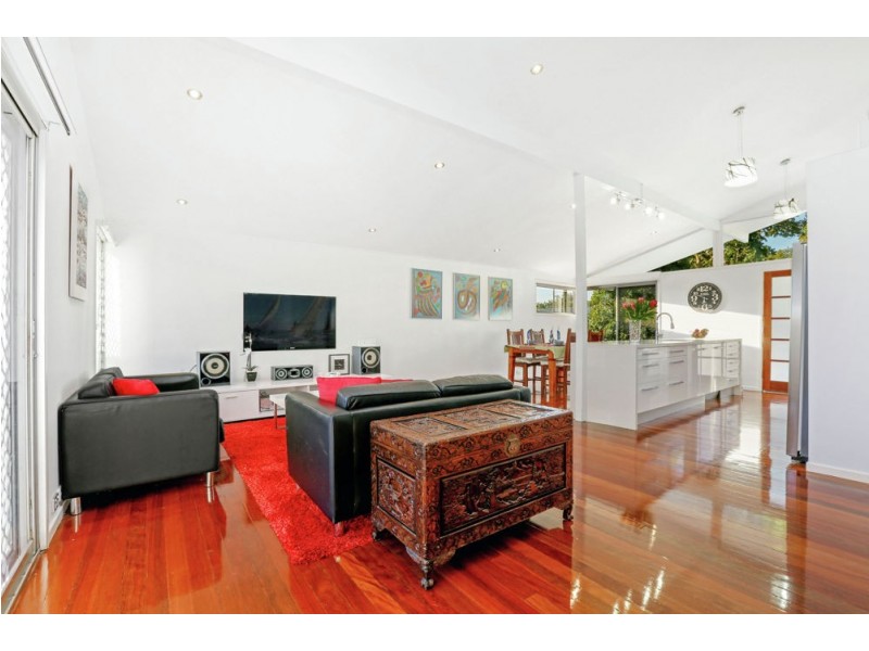 166 Bapaume Road, Holland Park West QLD 4121