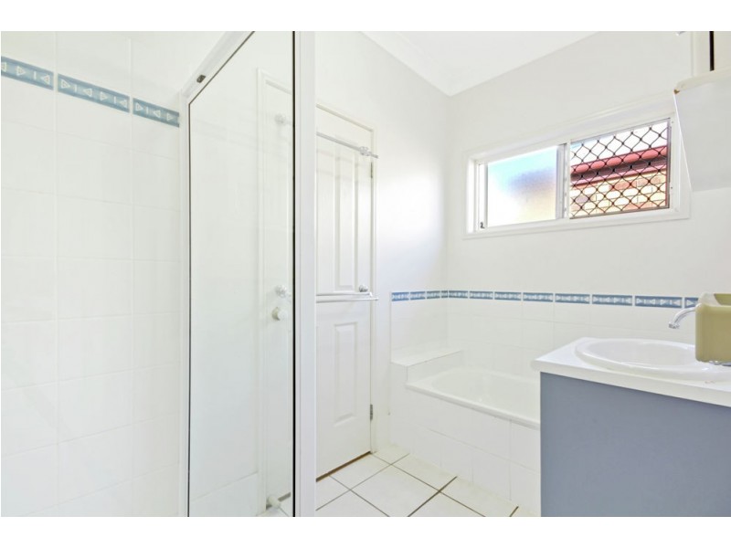 42 Bounty Street, Springfield Lakes QLD 4300