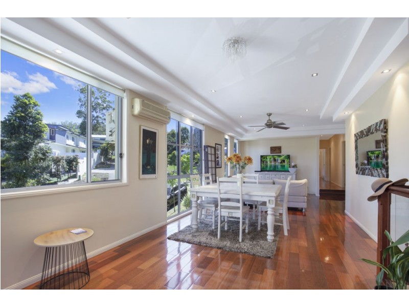 1 Stonehawke Place, The Gap QLD 4061