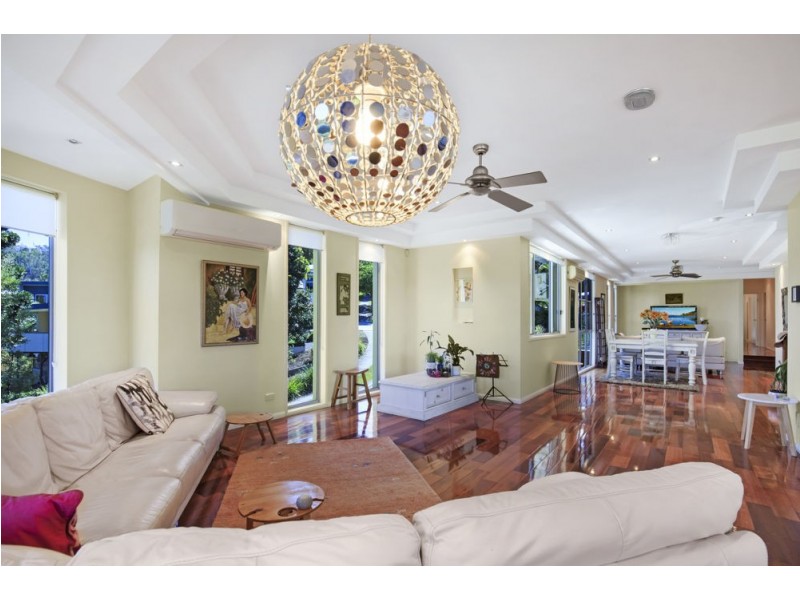 1 Stonehawke Place, The Gap QLD 4061