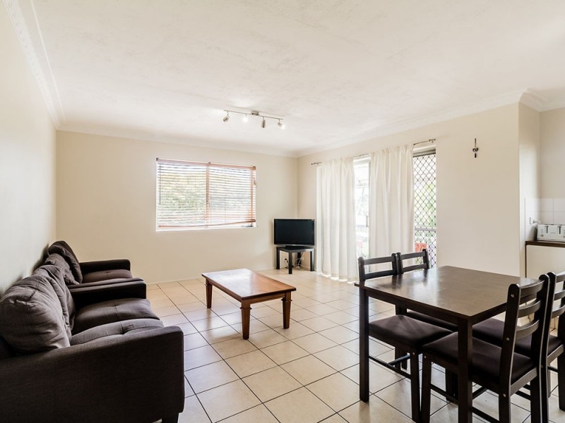 4/7 Robinson Street, Coorparoo QLD 4151